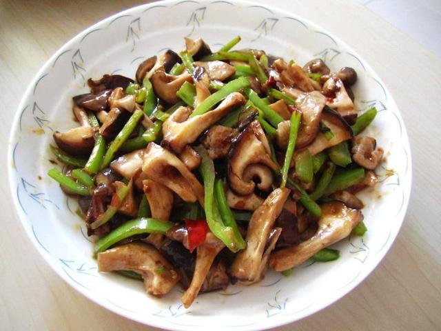 香菇的20种做法，看起来非常有食欲，每周必做，忍不住多吃三碗饭