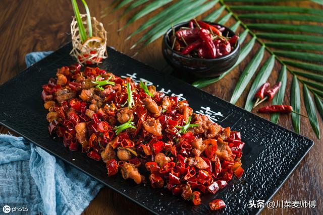 重庆畅销江湖菜辣子鸡做法分享，麻、辣、酥、香，让人欲罢不能