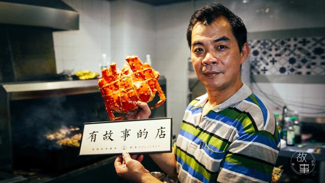 烧烤23年，他靠一把红色风筒成为广州烧烤界的传说