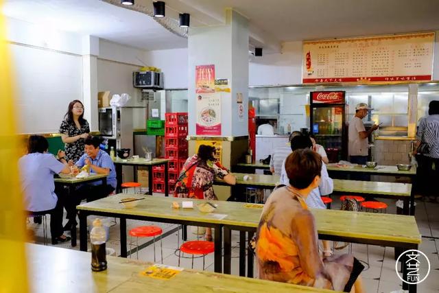 郑州西郊这家30年老店，有一代人从小吃到大的回忆