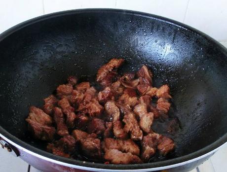 炖煮牛肉时，最忌放“这2味”料，许多人不懂还在放，难怪腥味重